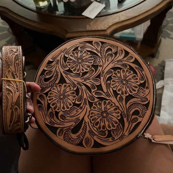 Leather purse - Picture 1 of 5